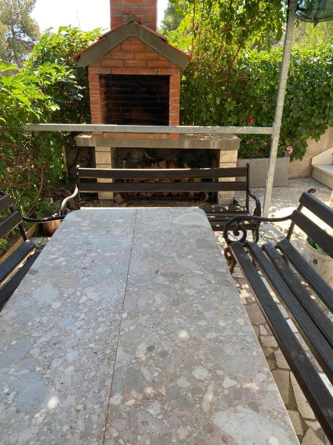 Apartmani Mima Nečujam Exterior foto